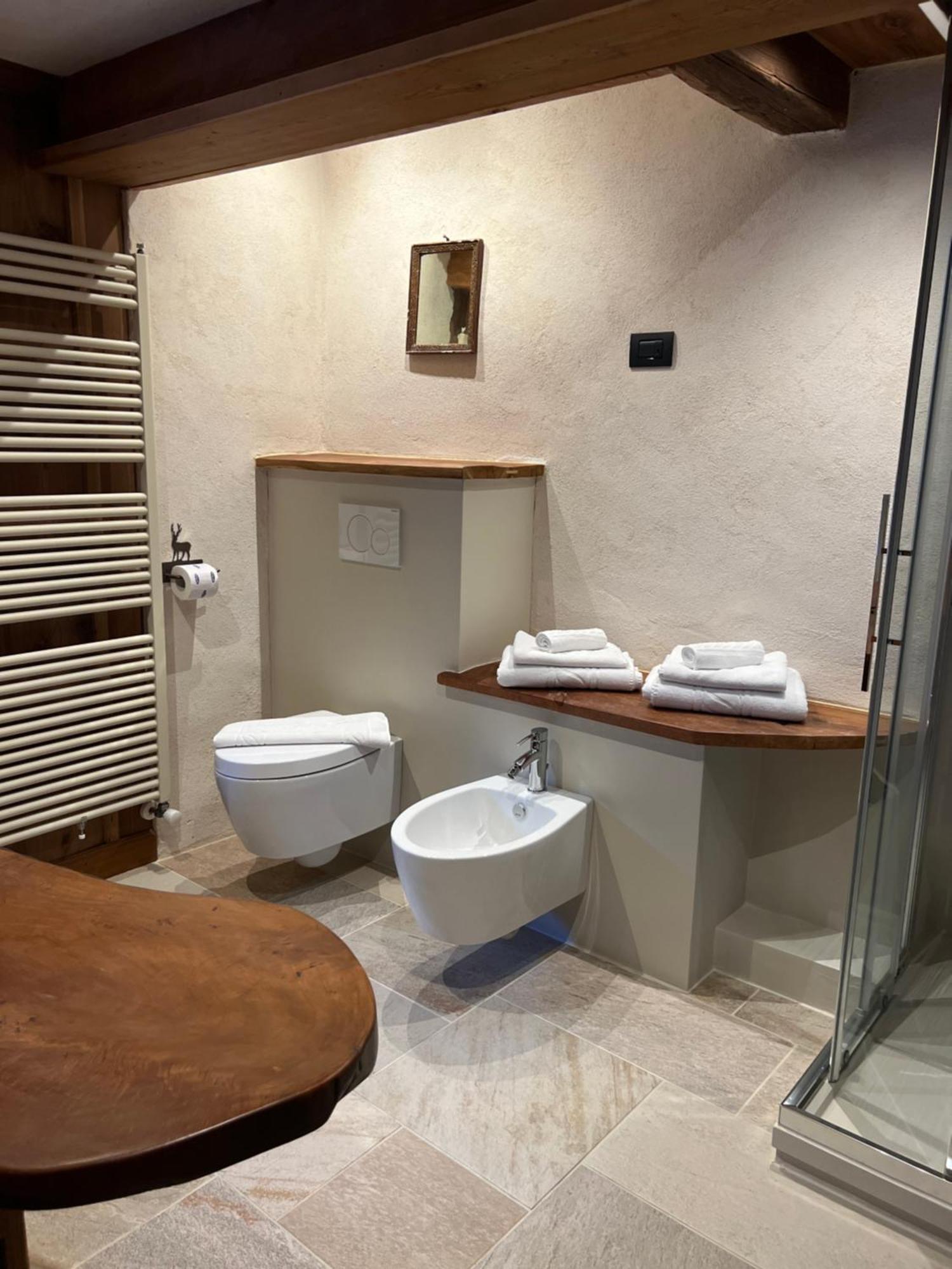 Wongade Hotel Gressoney-la-Trinité Buitenkant foto