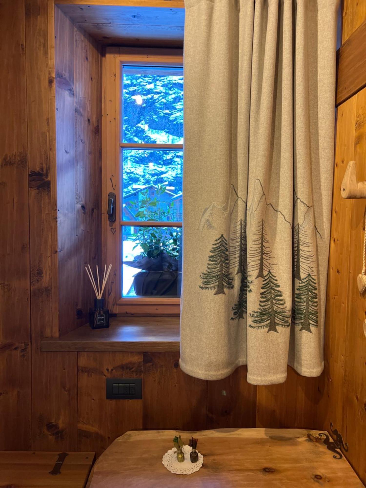 Wongade Hotel Gressoney-la-Trinité Buitenkant foto