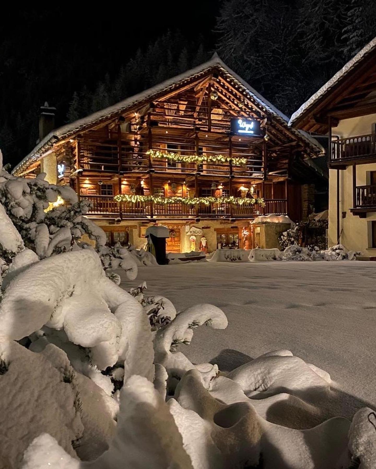 Wongade Hotel Gressoney-la-Trinité Buitenkant foto